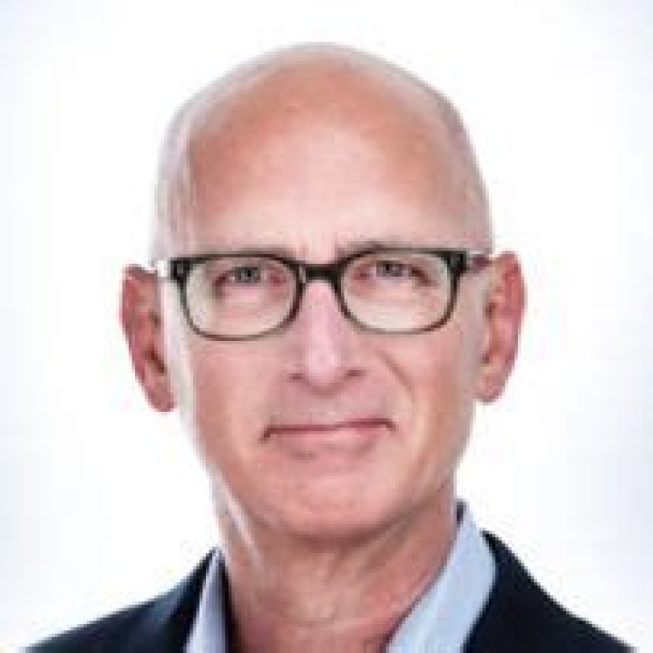 
Gregory Weaver
Net Worth
