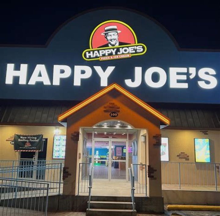 Happy Joe’s files for bankruptcy