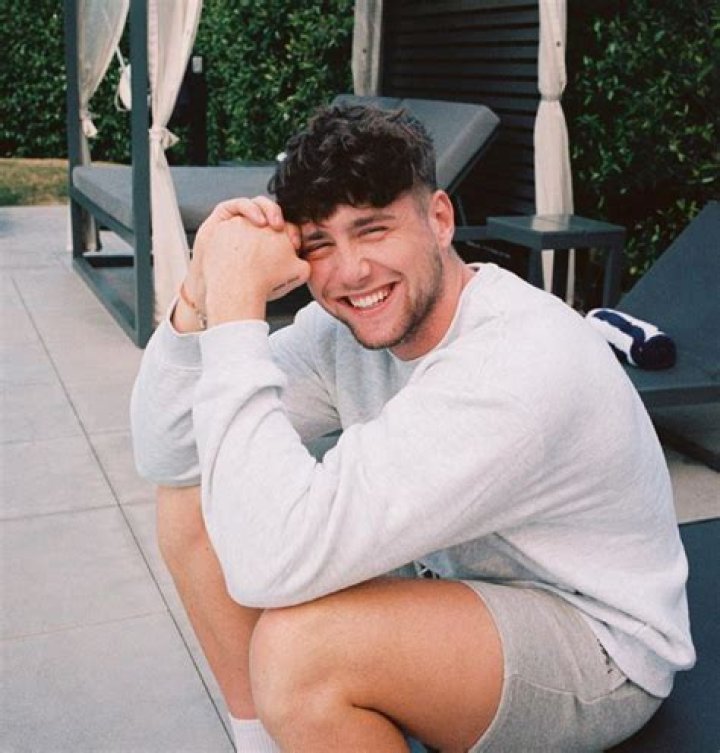 Harry Jowsey Opens Up About His Breakup with Georgia Hassarati