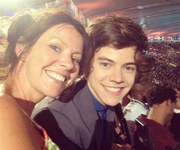 Harry Styles' Mom: The Inspiring Journey Of Anne Twist