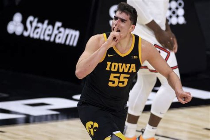Hawkeyes’ Luka Garza unanimous AP All-American