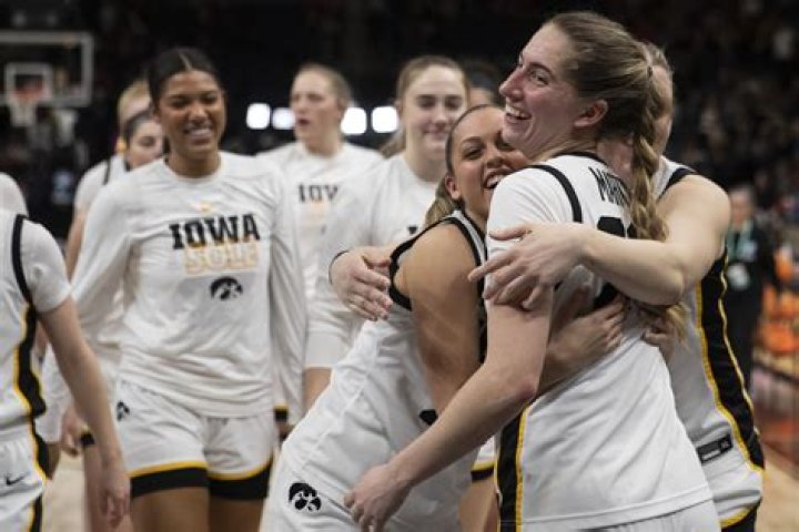 Hawkeyes rally past Indiana to reach Big Ten Tournament semifinals
