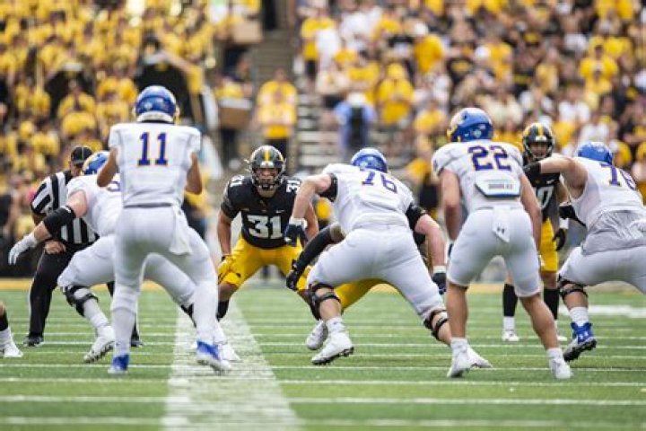 Hawkeyes ranked 18th in first AP Poll
