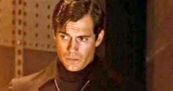 Henry Cavill Goes Undercover in NYC