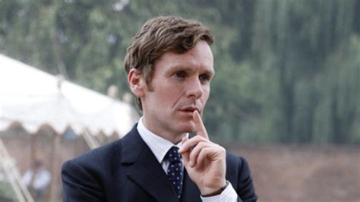 Here's Where You Can Watch Every Season Of Endeavour