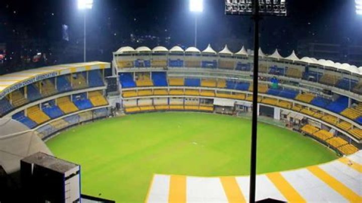 Holkar Cricket Stadium Indore Pitch Report and ODI Stats