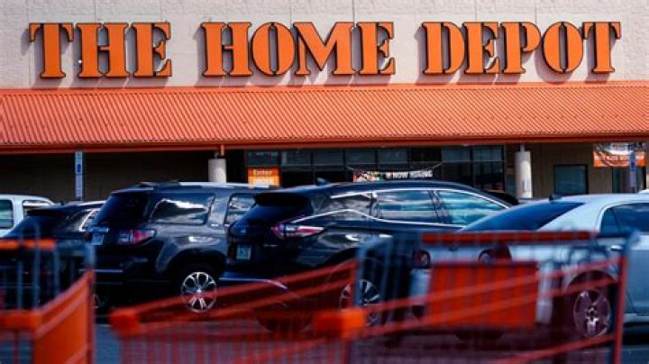 Home Depot’s strong fourth quarter overshadowed by weakening sales and expectations for 2024