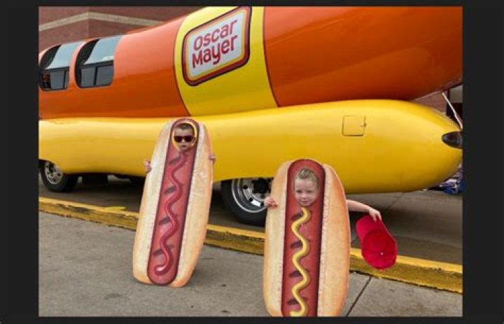 Hotdoggers and Wienermobile ‘ketchup’ with the QC