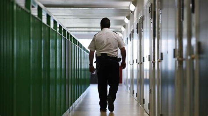 How much do prison officers earn? UK salary explained