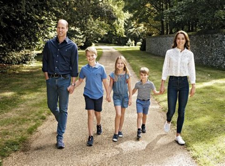 How Old Is Kate And Cash: A Deep Dive Into Their Lives