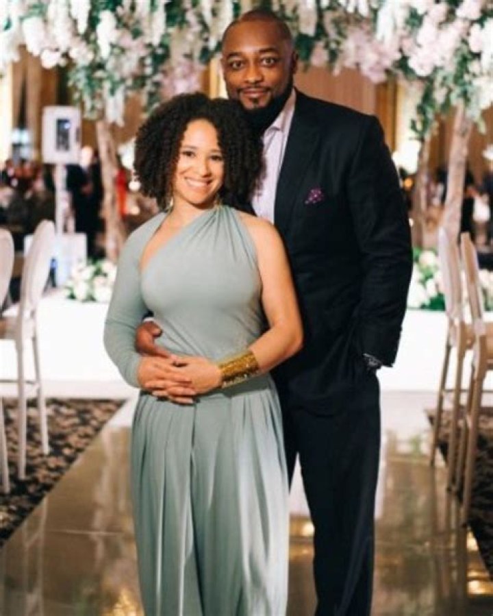 How Old is Mike Tomlin’s Wife, Kiya Winston? Explored The of Married Life of American Football Coach