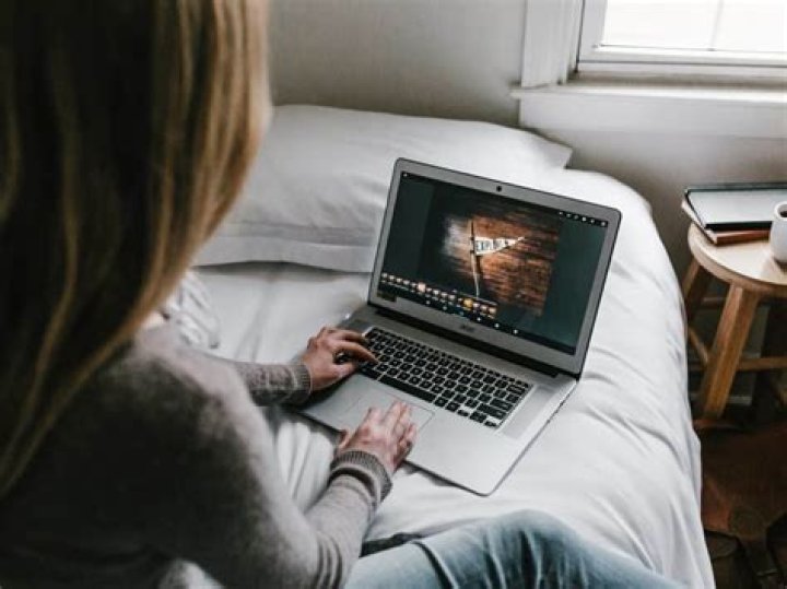 How to find and land a legit online work from home job