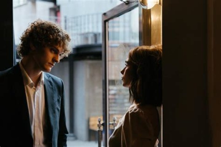 How to Make a Guy Realize He’s Losing You: Unlock 31 Simple Ways