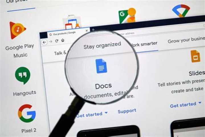 How to Search Reddit Effectively: Useful Tips and Tricks to Know