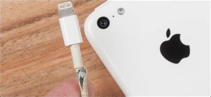 How to stop your phone’s charger cables from breaking