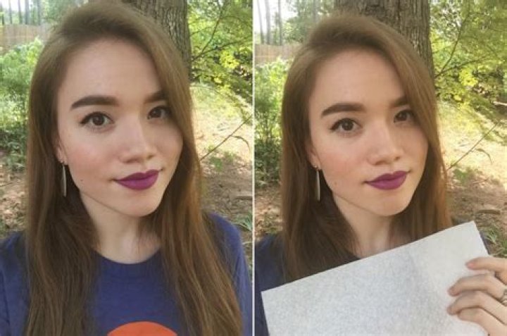 How To Take A Better Selfie Using A Paper Towel As A Makeshift Photographer's Tool