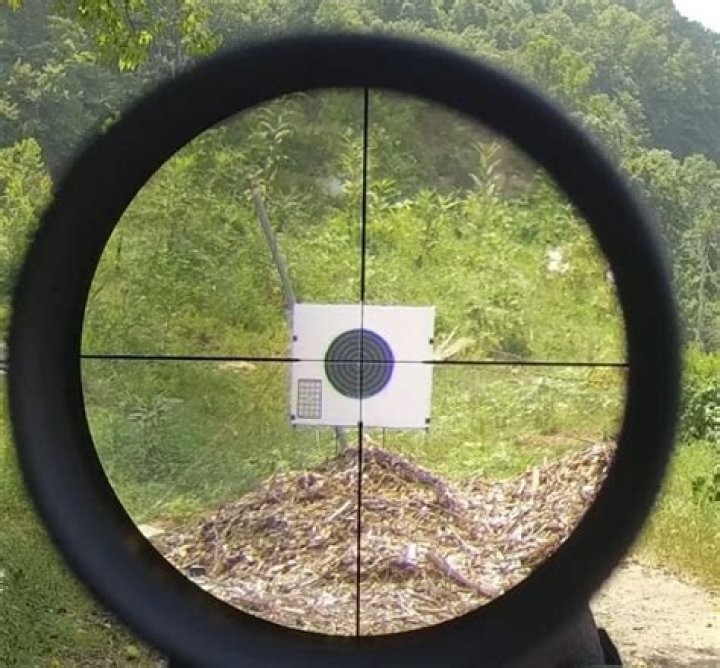 How to use a rifle scope