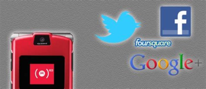 How to use facebook twitter google and foursquare via sms