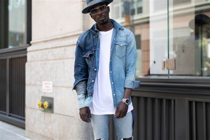 How To Wear The Nineties Trend Today