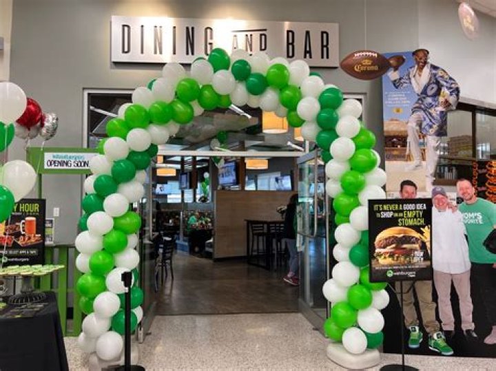 Hy-Vee showcases One Step products