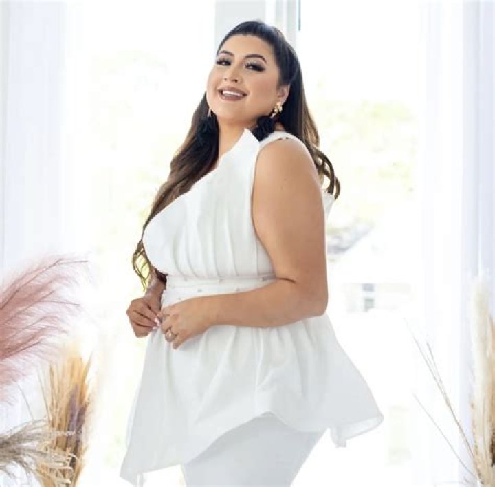 I’m a plus-size fashion girl - a fall staple that'll always be in style and my must-have for cinching my mom pooch