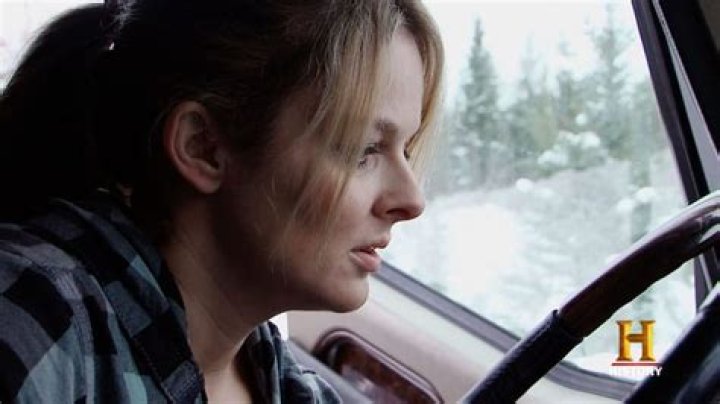 Ice Road Truckers Lisa Kelly stranded hundreds of miles from nearest town