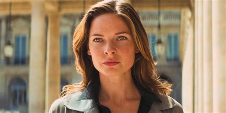 Impossible's Rebecca Ferguson Reveals Biggest Lesson She Learned From Tom Cruise