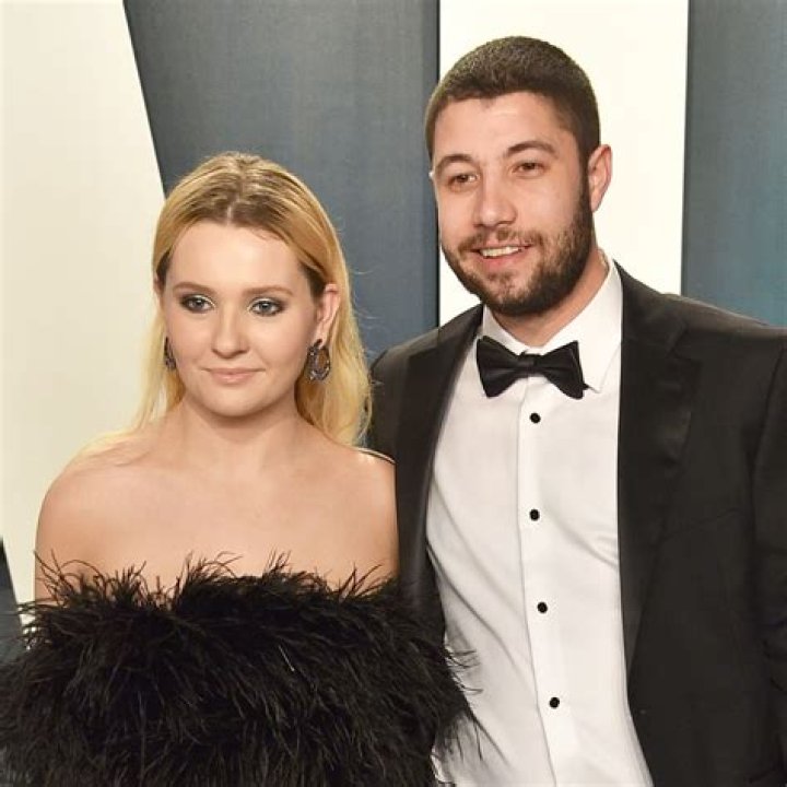Ira Kunyansky (Fiancee of Abigail Breslin) Wiki, Biography, Age, Girlfriends, Family, Facts and More
