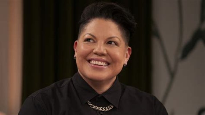Is Che Diaz Leaving ‘And Just Like That’? Sara Ramirez Sparks Rumors and Takes a Swipe at Hollywood