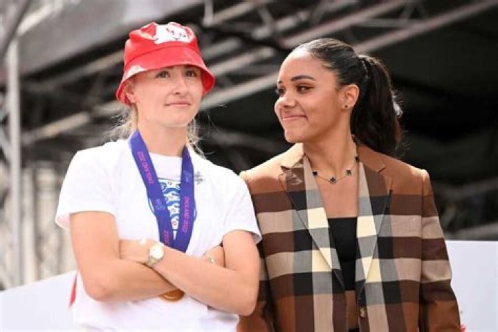 Is Leah Williamson Married? Her Marital Status, Relationship History, and Insights into Her Off-Field Journey!!