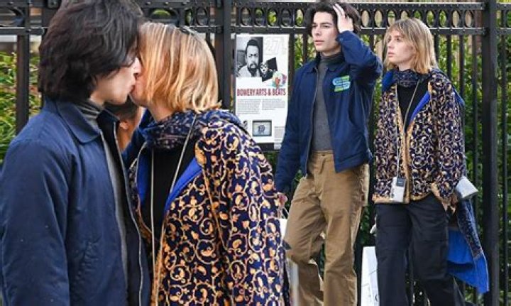 Is Maya Hawke Gay? Let’s Explore The Truth Behind His Sexual Orientation