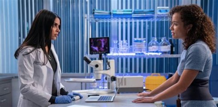 Is Saanvi Gay or Bisexual in Manifest? Does She End Up With Alex?