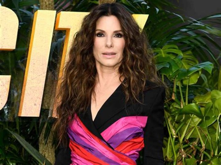 Is Sandra Bullock dead? Is She still alive? Sandra strongly dismisses death hoax amid personal loss