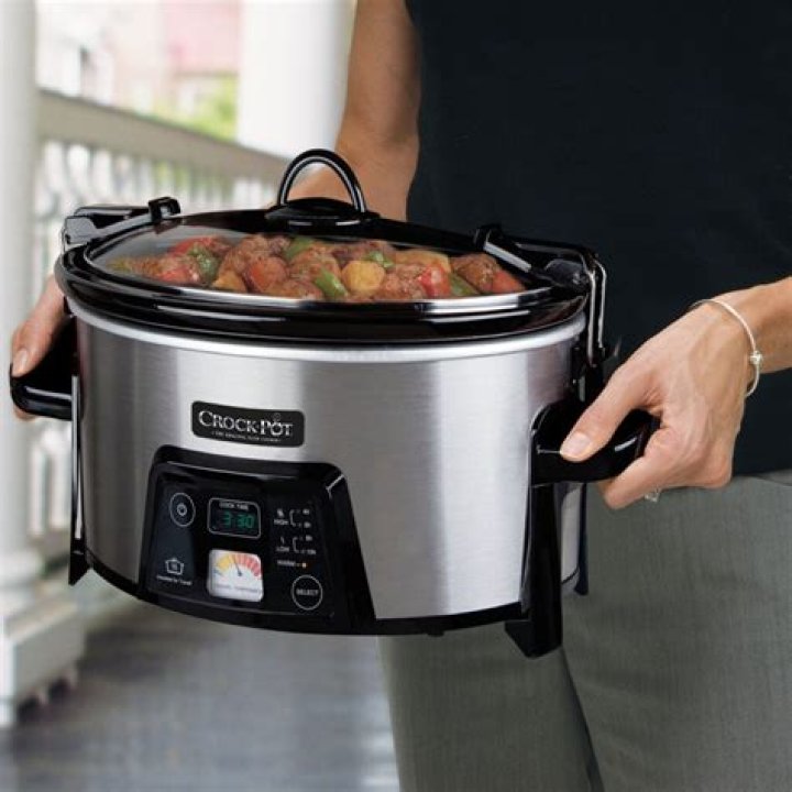 Is there a crock pot with a delayed start?