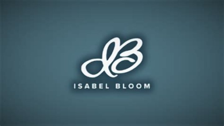Isabel Bloom celebrates 60 years at Davenport celebration