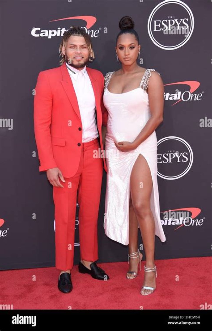 Jamal Lewis Wiki 2023 - Girlfriend, Salary, Tattoo, Cars & Houses and Net Worth