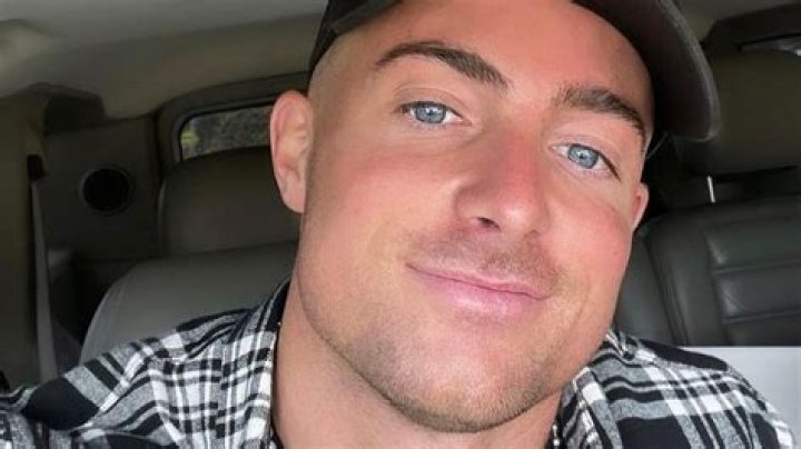 James Bonsall smooches new girlfriend after unsuccessful Bachelor in Paradise run