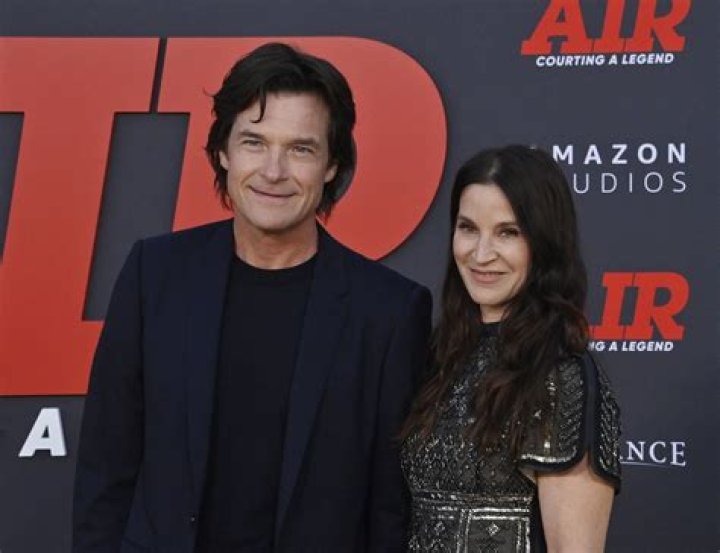 Jason Bateman’s Wife: All About His Marriage to Amanda Anka