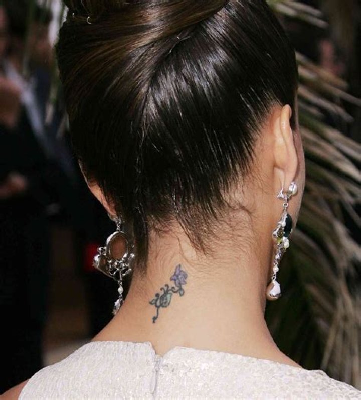 Jessica Alba Has Neck & Lower Back Tattoos, But Wishes She Didn't