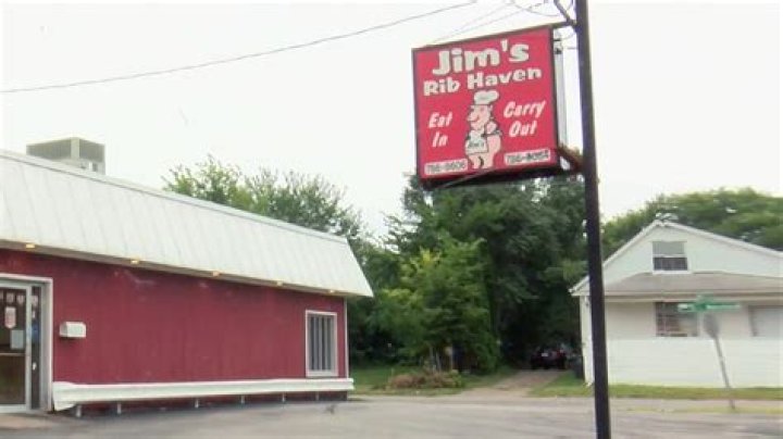 Jim’s Rib Haven in Rock Island closed; more staff needed
