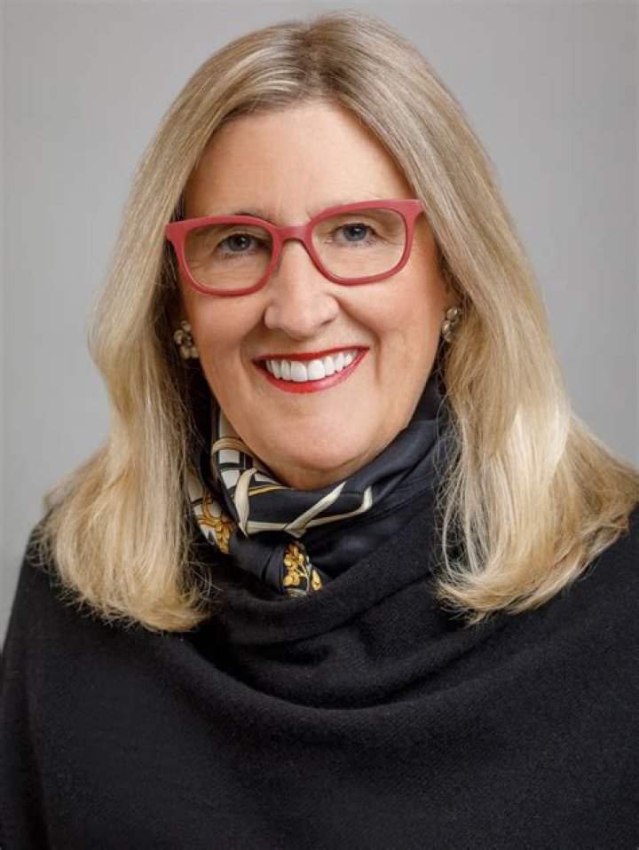 
Julie Daum
Net Worth
