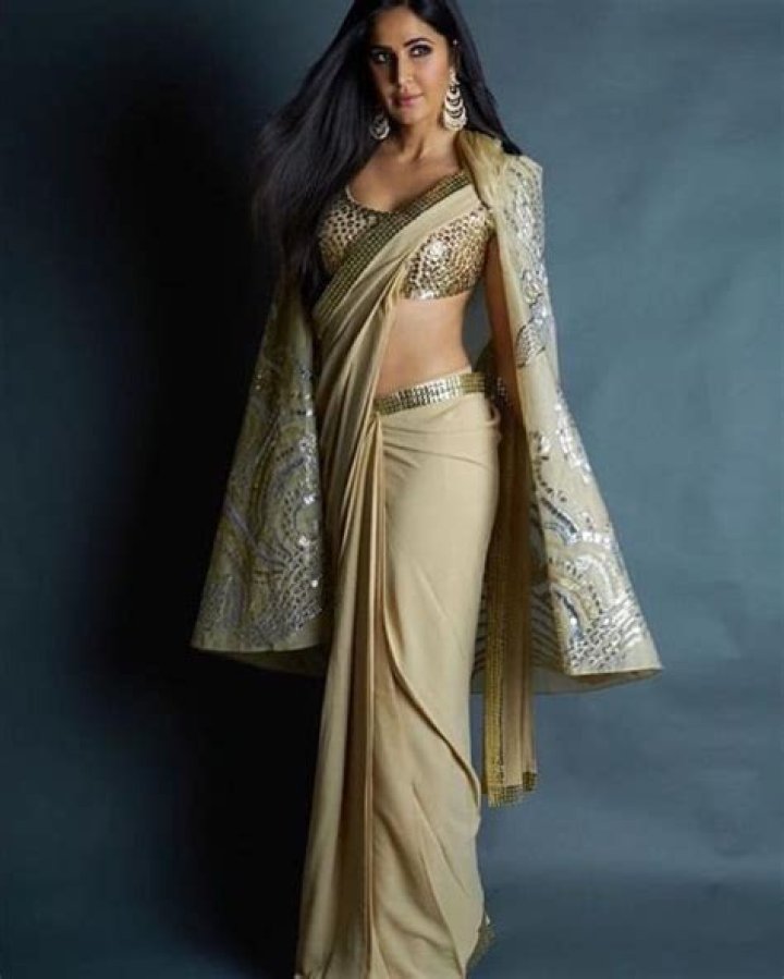 Kiara Advani, Kareena Kapoor Khan to Katrina Kaif: 8 Celeb approved gold sarees to DAZZLE in wedding season
