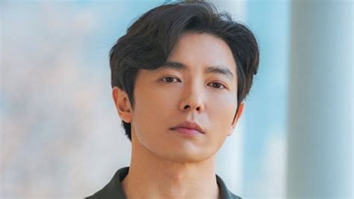 Kim Jae Wook's Ideal Type: Understanding The Preferences Of The Charismatic Actor