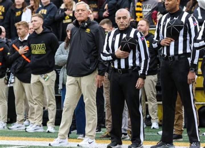Kirk Ferentz ‘open to anything’ offensively, will give Tim Lester autonomy