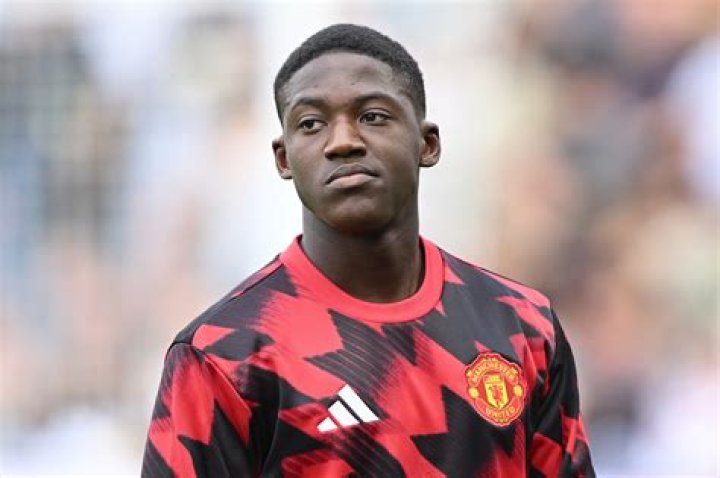Kobbie Mainoo Parents, Nationality, Age, Bio, Net Worth, Position, Salary
