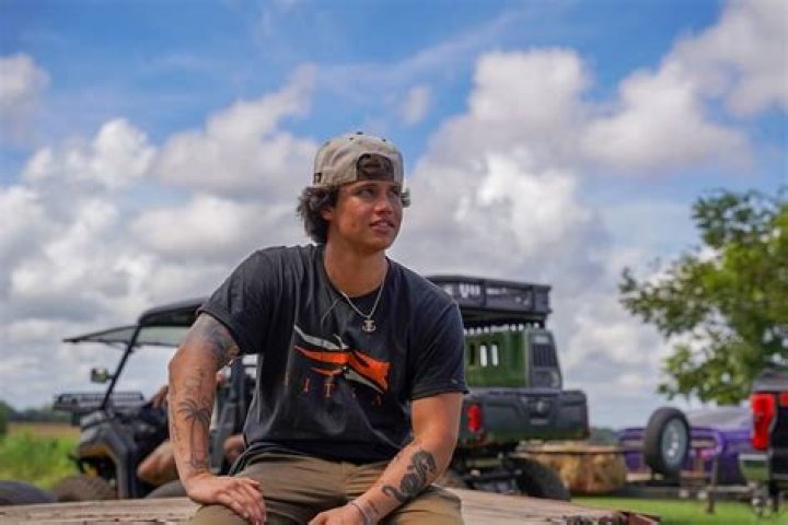 Konnor Jung Biography, Wiki, Age, Height, Net Worth, Girlfriend