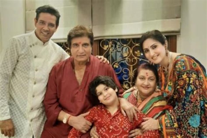 La Familia: Annup Sonii talks about Raj Babbar; Recalls the first time he met him before marrying Juhi Babbar