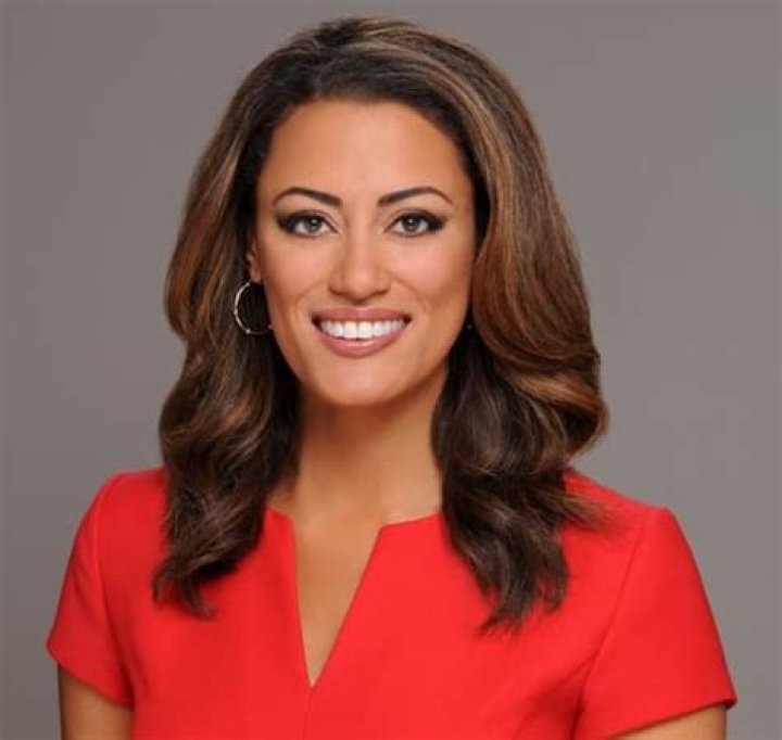 Lauren Jiggetts (WGN 9) Bio, Wiki, Age, Husband, Married, Salary