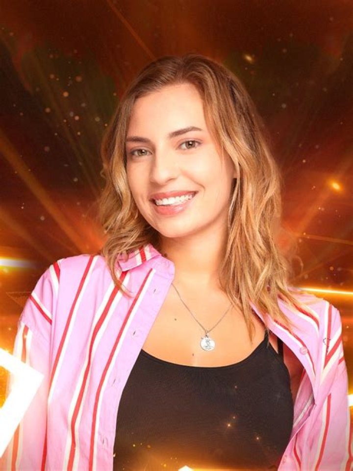 Lea Star Academy Nom De Famille