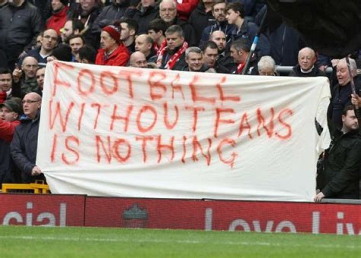Leeds United 1-1 Liverpool: Other club fans protested outside Elland Road